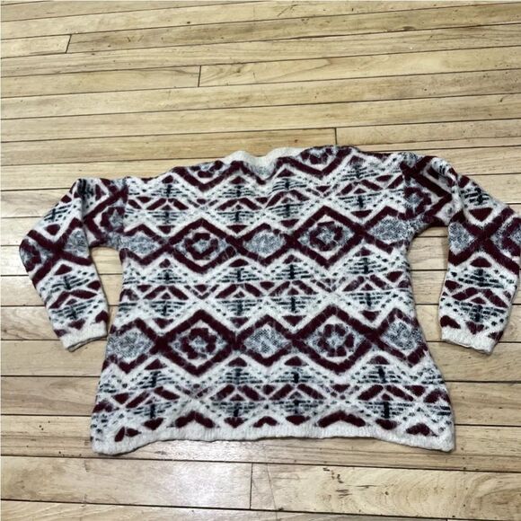 A'GACI MOHAIR Sweater Women M Red Beige Tribal Aztec Geometric Fuzzy Pullover M - Picture 3 of 16